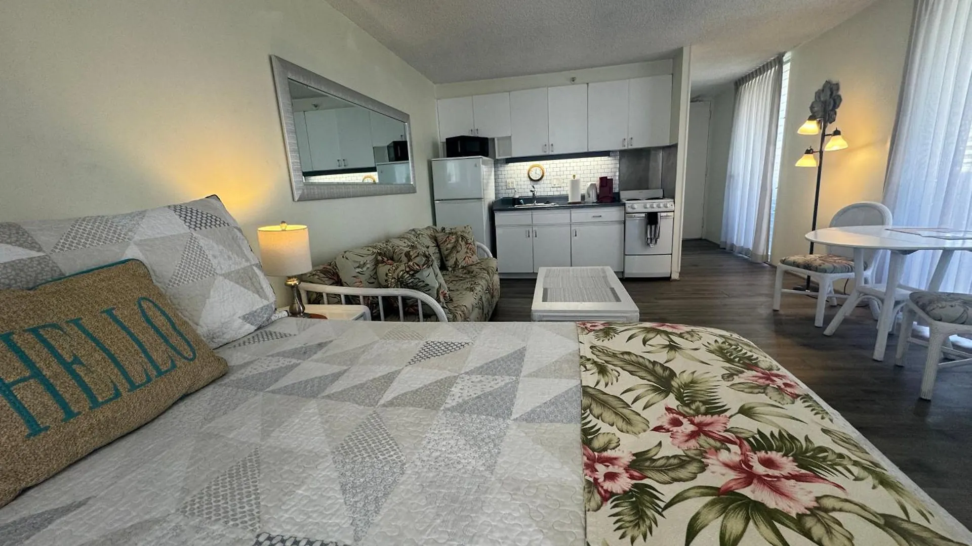 Tropical Studios at Marine Surf Waikiki: Beachfront Oasis with Full Kitchen Honolulu 0*,  United States