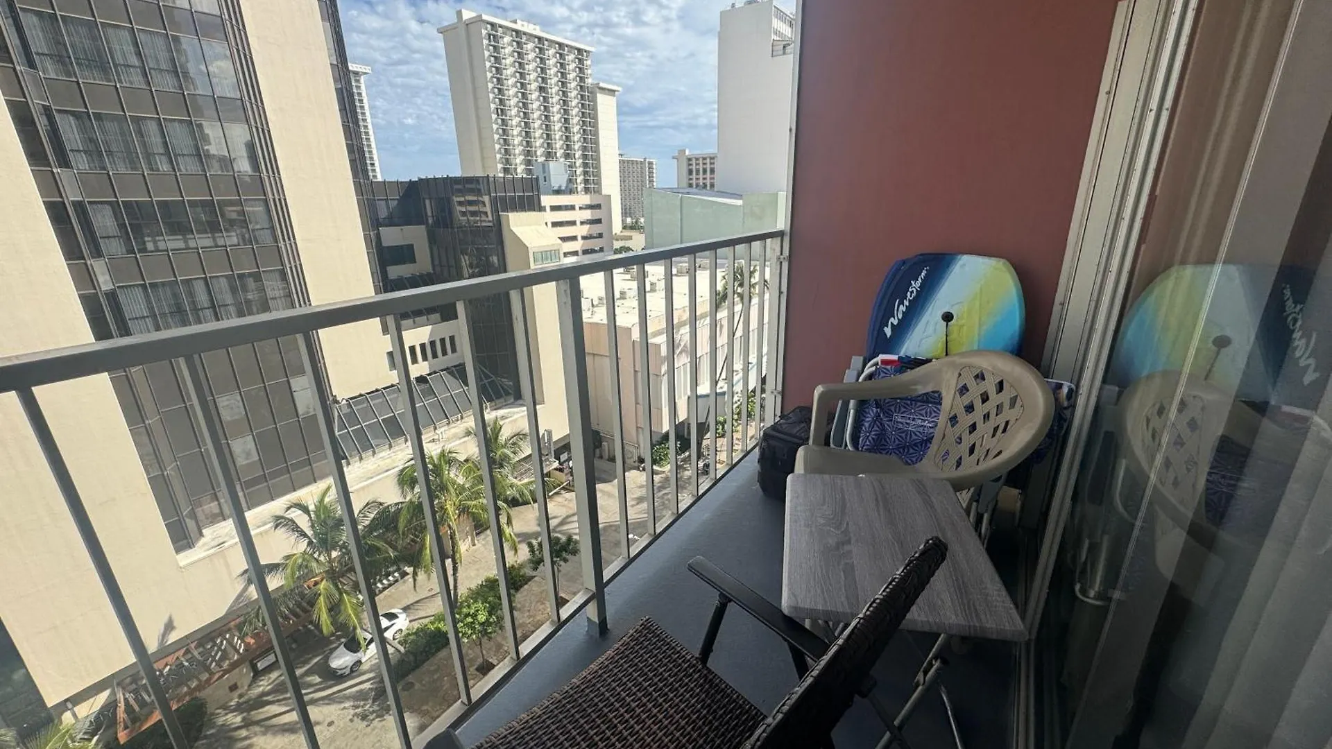 Apartment Tropical Studios at Marine Surf Waikiki: Beachfront Oasis with Full Kitchen Honolulu
