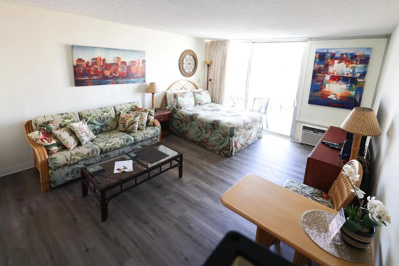 Tropical Studios At Marine Surf Waikiki - Free Parking - Best Location - Full Kitchen - Swimming Pool Honolulu Apartman