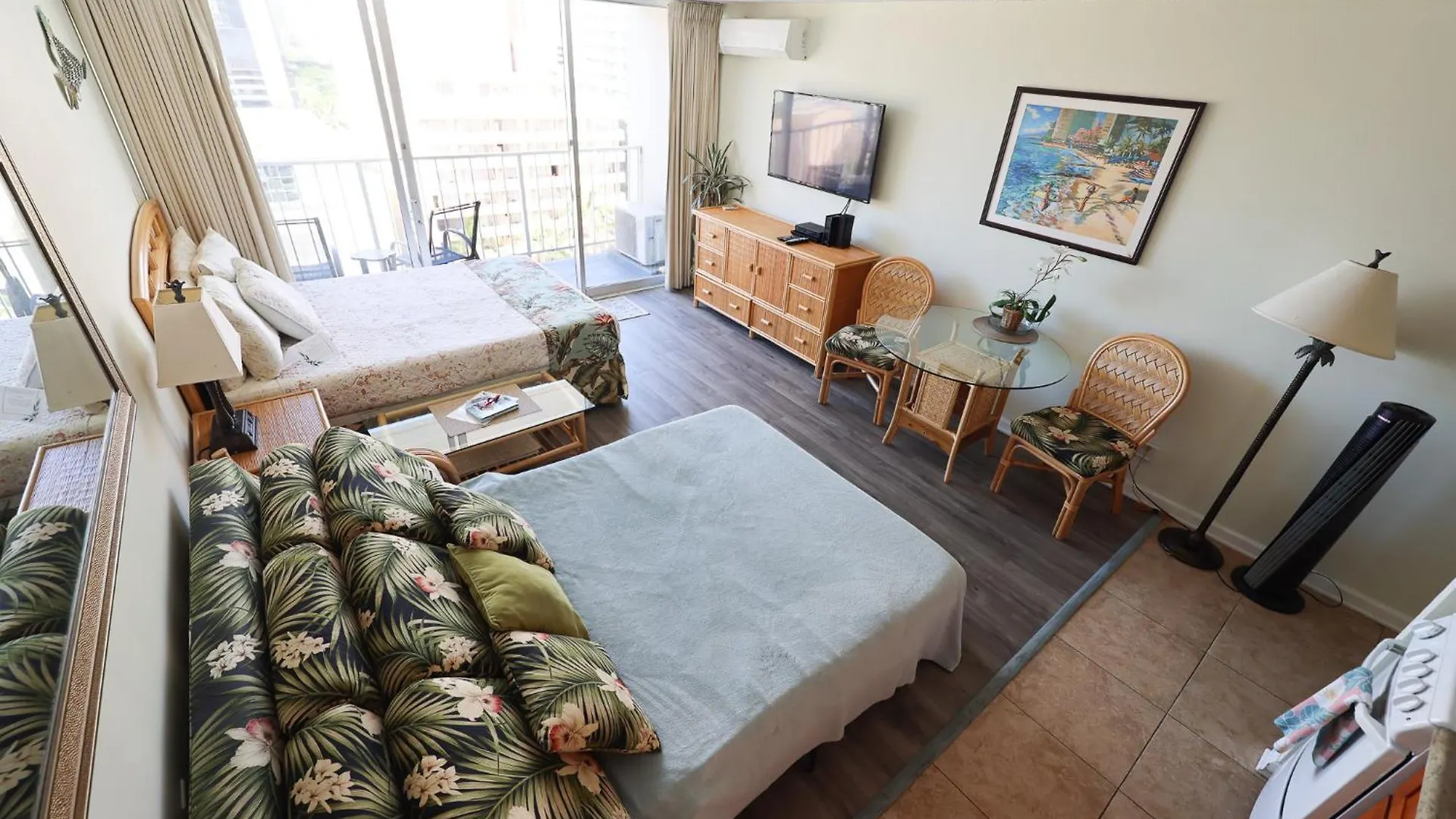 Tropical Studios At Marine Surf Waikiki - Free Parking - Best Location - Full Kitchen - Swimming Pool Honolulu Apartman